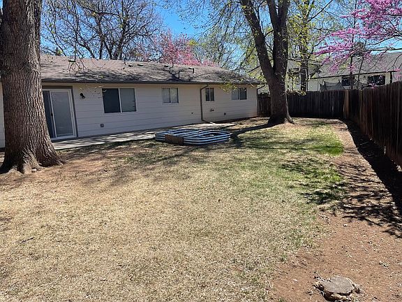 2nd image of 2325 Rollingwood Dr