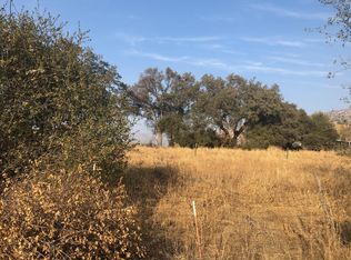 40711 Old Three Rivers Rd, Three Rivers, CA 93271