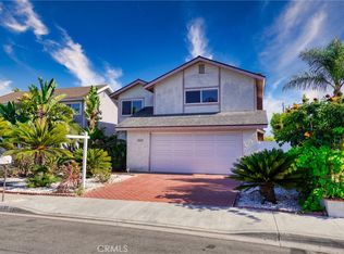 991 Trabuco Cir, Costa Mesa, CA 92627