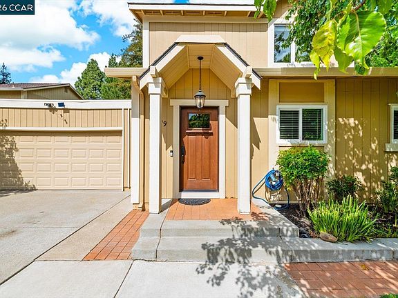 5th image of 599 Mount Dell Dr