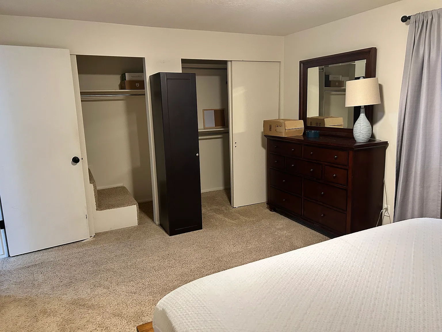 3 bed, 2.5 bath, 2140 sqft, $1,800 — Photo 4