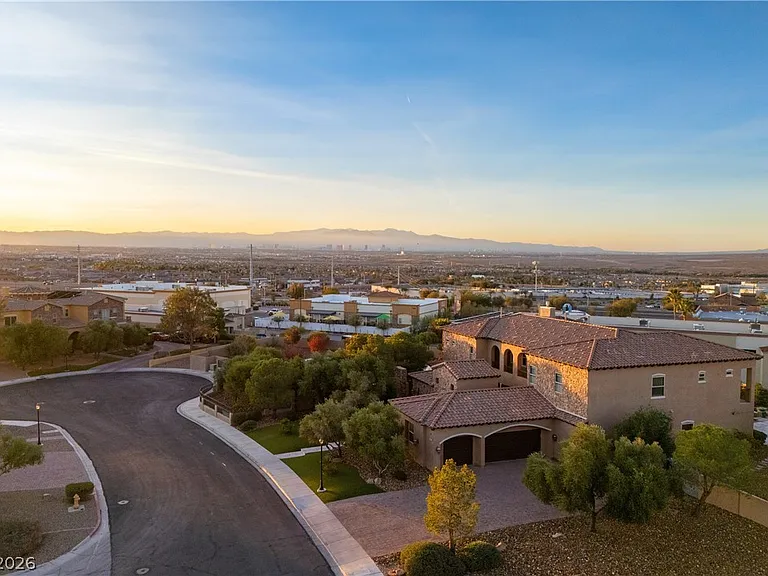 904 Calville Estates Ct — Photo 90