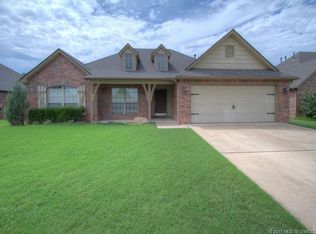 11008 S Madison St, Jenks, OK 74037