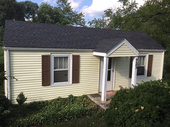 2nd image of 723 Oakview Dr