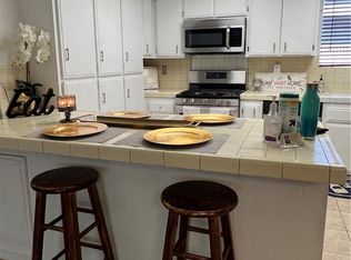 139 E 212th St, Carson, CA 90745