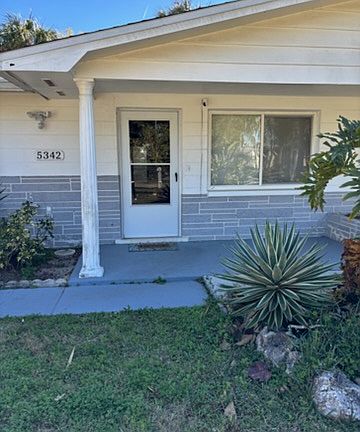 3rd image of 5342 Cedar Ln