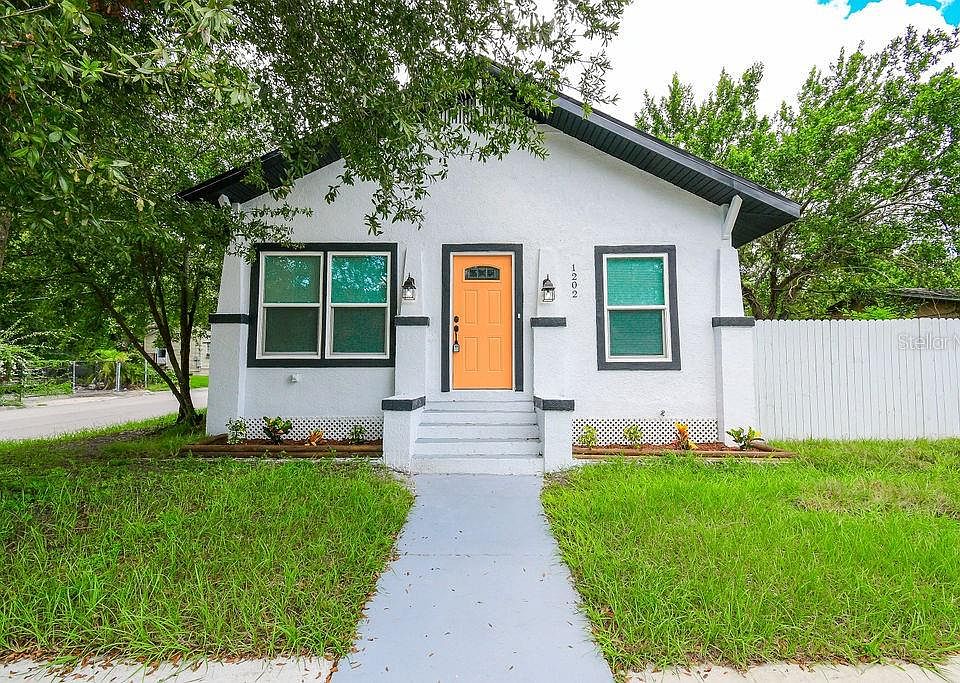 1st image of 1202 E 32ND AVENUE