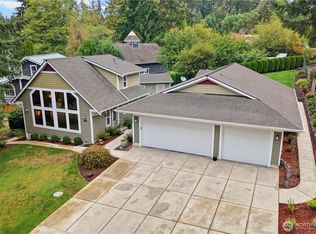 19117 21st St SW, Lakebay, WA 98349