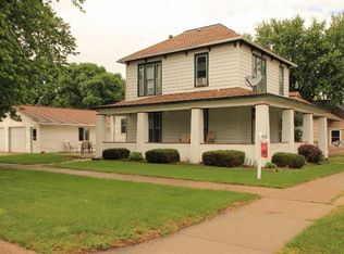 301 Central Ave NW, Le Mars, IA 51031