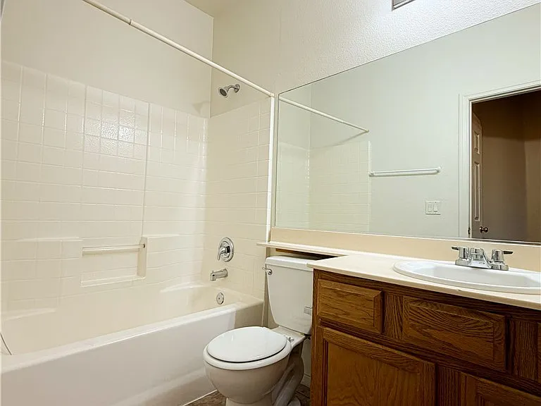 7637 Pioneer Ranch Ave — Photo 10