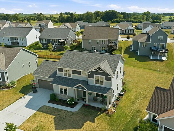 4th image of 78 Weston Ridge Rd