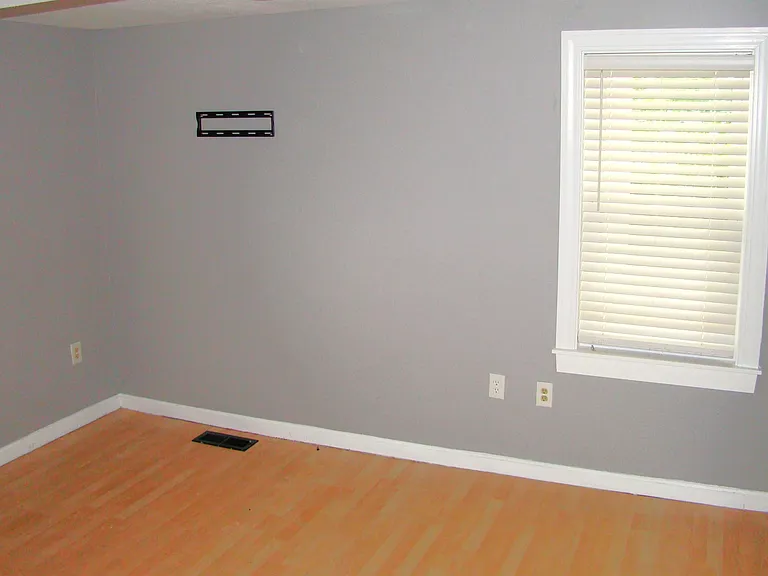 33 Norton St #1 — Photo 12