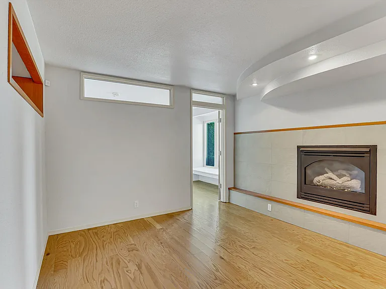 17642 Upper Cherry Ln — Photo 52