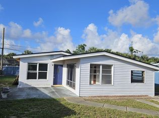 122 Essex Dr, Ormond Beach, FL 32176