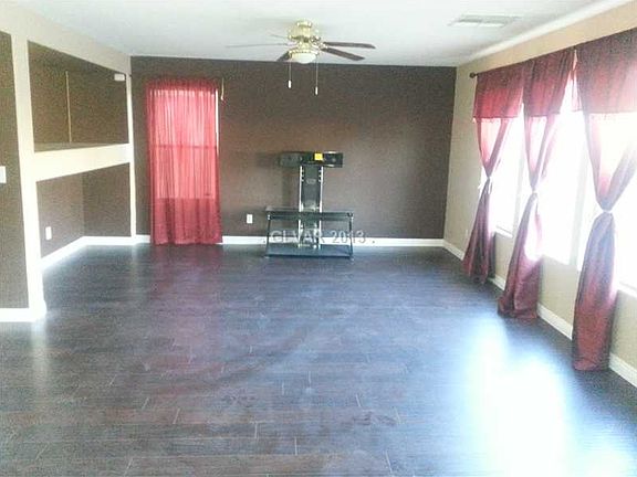 3rd image of 11192 Fort Vasquez St