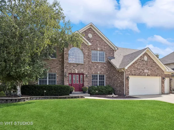 12819 Skyline Dr, Plainfield, IL 60585