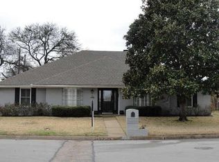 1702 Prestonwood Dr, Arlington, TX 76012