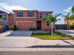 1336 Coconut St, Madera, CA