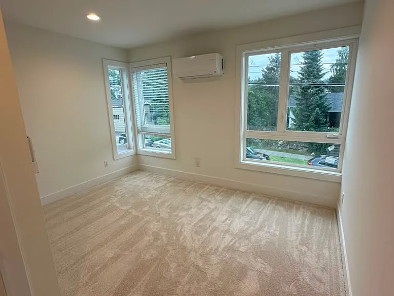 4316 SW Holly St — Photo 36