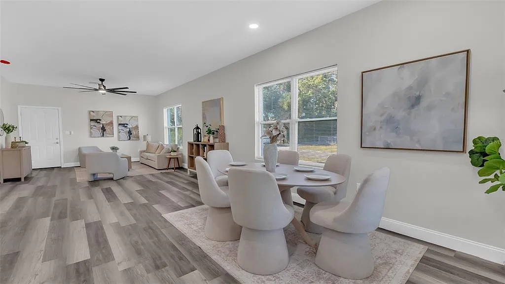 3 bed, 2.0 bath, 1440 sqft, $3,200 — Photo 3