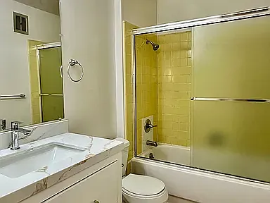 1301 Palos Verdes Dr #2 — Photo 14