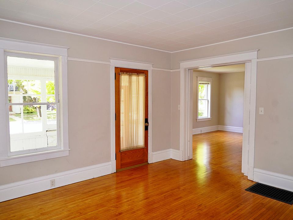 214 N Ellsworth St APT 1, Naperville, IL 60540 Zillow