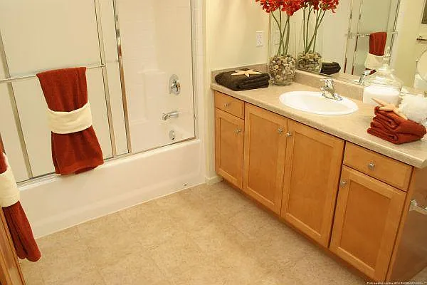 Palmilla at Campus Pointe — Photo 10