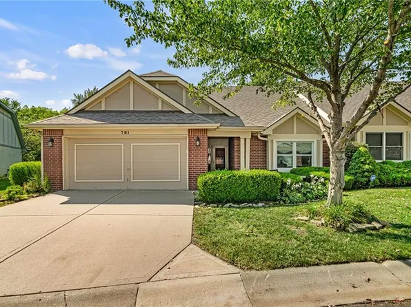 781 N Somerset Ter, Olathe, KS 66062