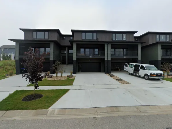 1588 Brandt Dr NE, Byron, MN 55920