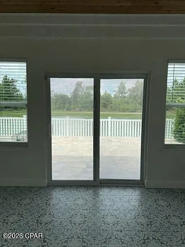 122 N Shoreview Dr — Photo 10