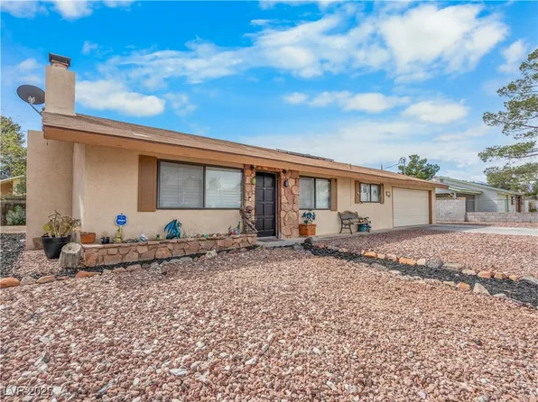 6513 Painted Desert Dr, Las Vegas, NV 89108