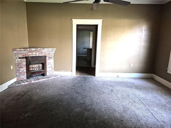 4th image of 1776 Elliott St