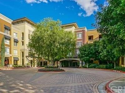 24535 Town Center Dr APT 6207, Santa Clarita, CA, 91355