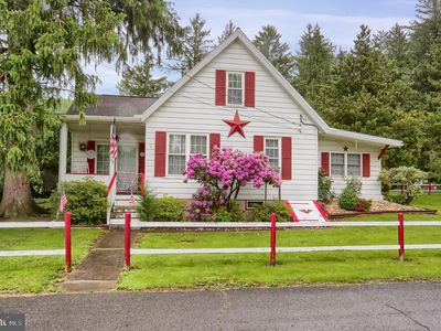 708 Mountain St, Lykens, PA, 17048