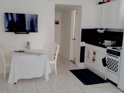(Undisclosed Address), Miami Beach, FL, 33141