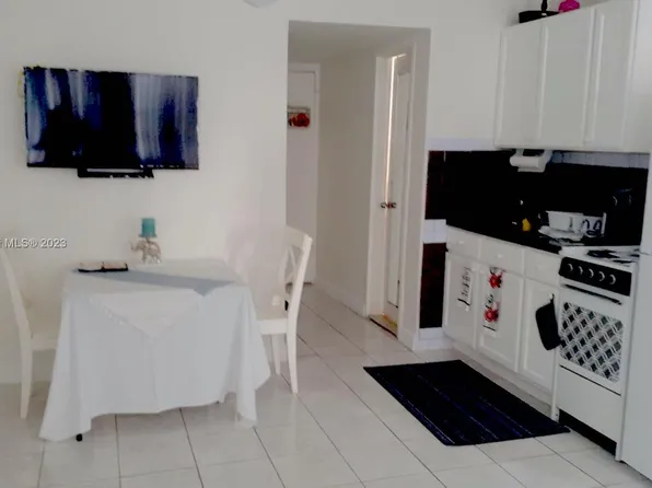 (undisclosed Address), Miami Beach, FL 33141