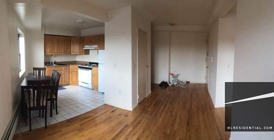 1st image of 2818 31st St