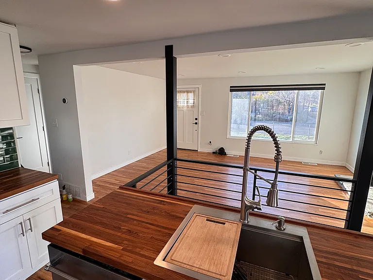 605 S Emery St — Photo 9