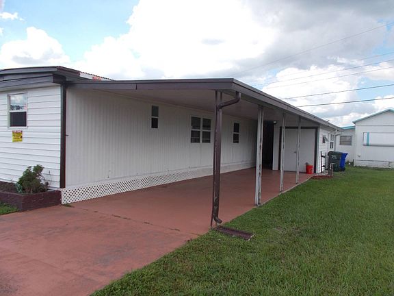 2nd image of 69 Violet Ln #69