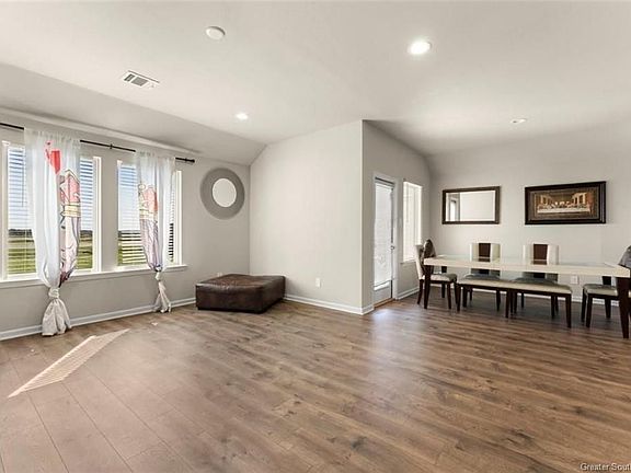 5th image of 4042 Starling Pl