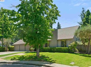 33 Leeds Ct W, Danville, CA 94526