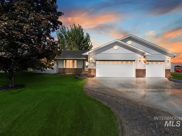 27625 Pet Ln, Parma, ID 83660