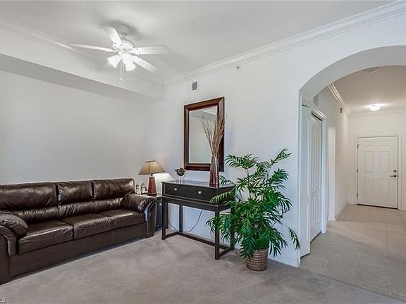 4th image of 10390 Washingtonia Palm Way APT 4432