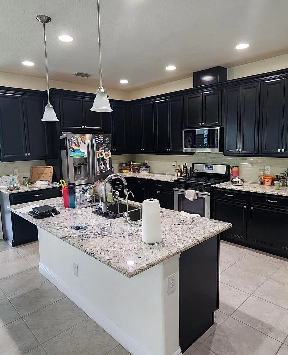 4 bed, 2.0 bath, 1926 sqft, $3,500 — Photo 3