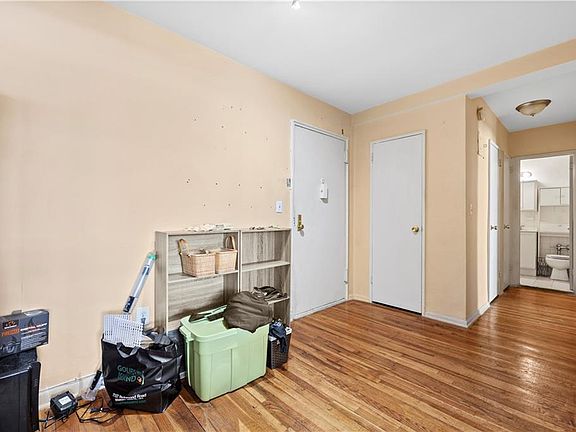 5th image of 145 Lincoln Ave APT 5G