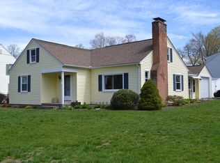 103 Pilgrim Rd, Springfield, MA 01118