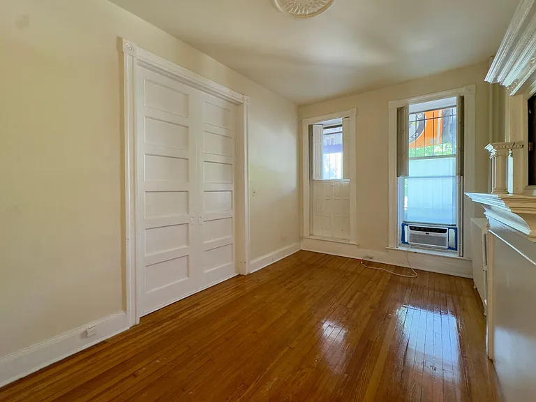 Charming Apartment Units in Charles Village, Baltimore, MD! — Photo 5
