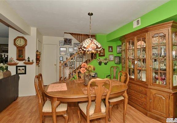 3rd image of 228 Springmeadow Dr Unit L
