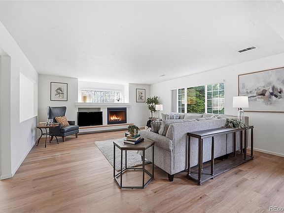 3rd image of 16811 E Caley Place