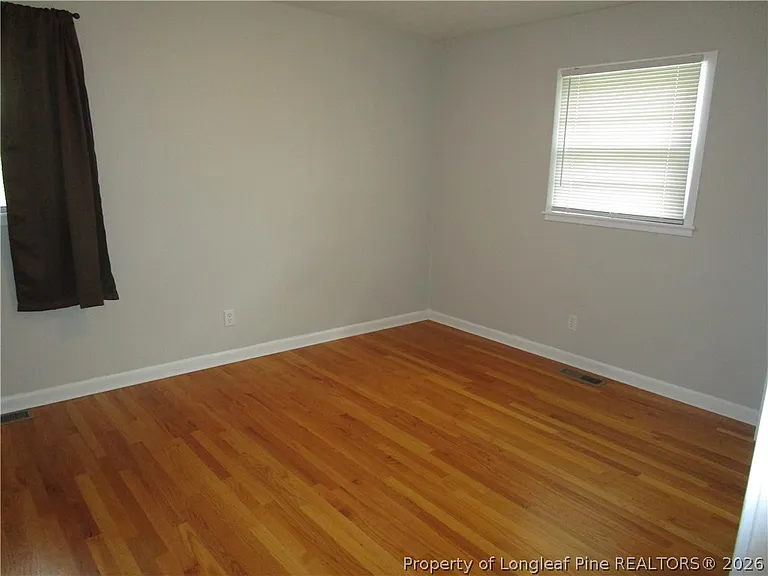 2516 NE Cumberland Rd — Photo 12